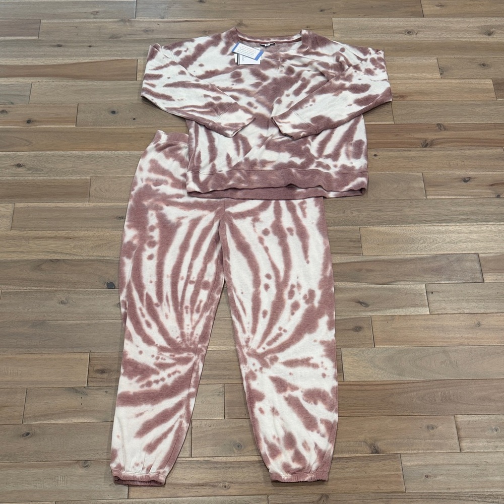 Roudelain Tie-Dye Sweatshirt and Joggers loungewear Set